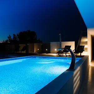 Lena Luxury , Zadar Kroatië